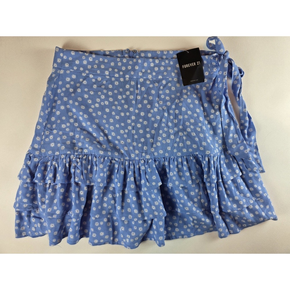 Forever‎ 21 Size Medium Mini Skirt Blue Daisy's Rayon Bow Ruffle